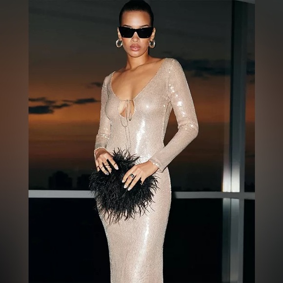 Bardot sequin maxi dress in cream - Picture 9 of 10